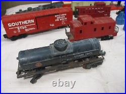 Vintage Lionel O Gauge Train Engines & Cars Set Pieces Parts Plus LOT +++++