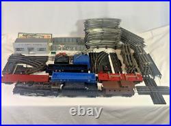 Vintage Lionel O Guage Engine, Cars, Tracks, & More 117pc Lot Untested For Parts