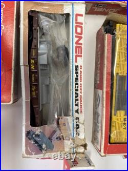 Vintage Lionel O / O27 Train Cars & Accessories Lot UNTESTED As-Is Parts/Repair