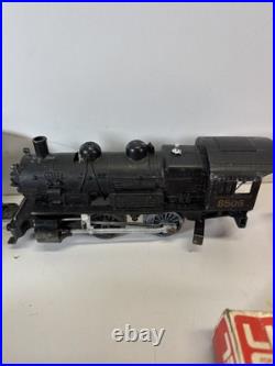 Vintage Lionel O / O27 Train Cars & Accessories Lot UNTESTED As-Is Parts/Repair