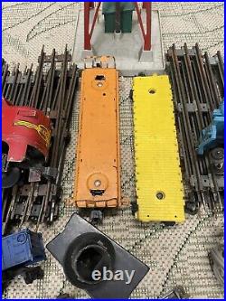Vintage Lionel Train Engines Cars Track Parts O27 Gauge-Lot Very Heavy Box