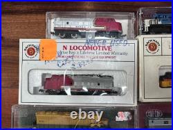 Vintage Lot of 8 Mixed N Scale Train Engines & Car Lot (For Parts / Not Tested)
