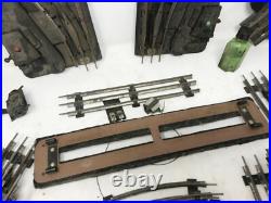 Vintage MODEL TRAIN SET / Parts HUGE LOT Track, Cars, Posts, Crossings Etc