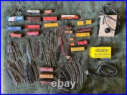 Vintage N Scale Large Lot Of Engines Train Cars Track Hopper Tank Power + Parts Vintage N Scale Large Lot Of Engines Train Cars Track Hopper Tank Power + Parts
