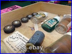 Vintage PIT BOX LOT 1/32 Scale Slot Cars Eldon Lionel Revell PARTS OR REPAIR