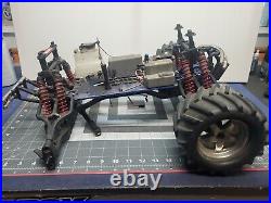 Vintage Traxxas 2.5r parts car Tmaxx Rc 4x4 Monster Truck Chassis