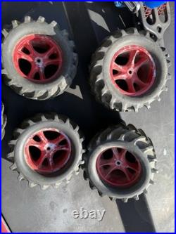 Vintage Traxxas Emaxx E Maxx 3906 Roller Slider Parts