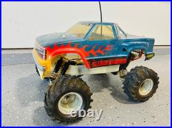 Vintage Traxxas Sledgehammer complete car without battery