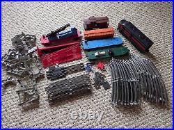 Vintage USA Lionel O-Gauge Train Set Parts Engine Caboose Track Trestle Cars +