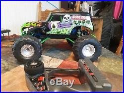 Vintage rare 1/10 scale Traxxas stamped Grave Digger very nice condition