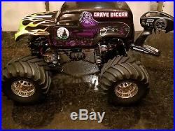Vintage rc car, tamiya clodbuster thunder tech racing ripper pro with remote