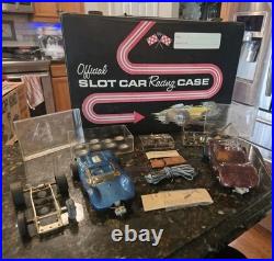Vtg OFFICIAL SLOT CAR RACING CASE 1960s PARTS & SLOT CARS CLASSIC Thingie 1/24